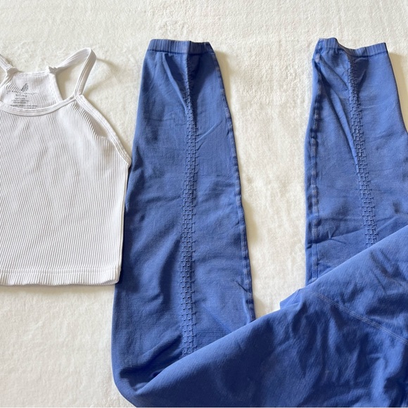 Free People Happiness Runs Crop Top And Good Karma High Rise Leggings Set - Picture 4 of 10